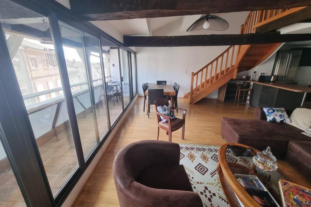 Appartement Exceptionnel 4 Etoiles Hyper Centre Albi 65 M2 Au 4Eme Etage Sans Ascenseur Avec Une Tour Du 12Eme Siecle Ngoại thất bức ảnh